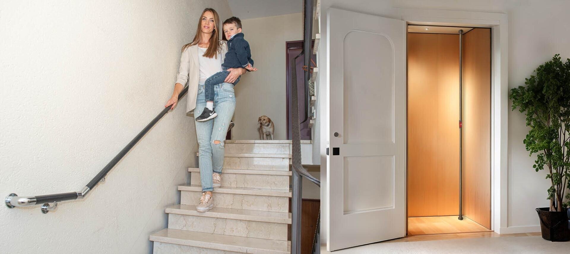 Hauslift einbauen, Schreiner, Flexomobil, Lifteinbau Schreinerei, Wohnen im Alter, barrierefrei bauen, Lifteinbau, Eifamilienhaus Lift, Baublog
